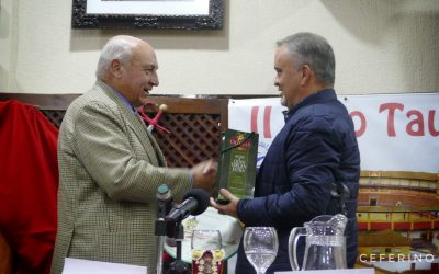 Beas disfruta con José Luis Pereda García. Un hombre, una plaza, una ciudad.
